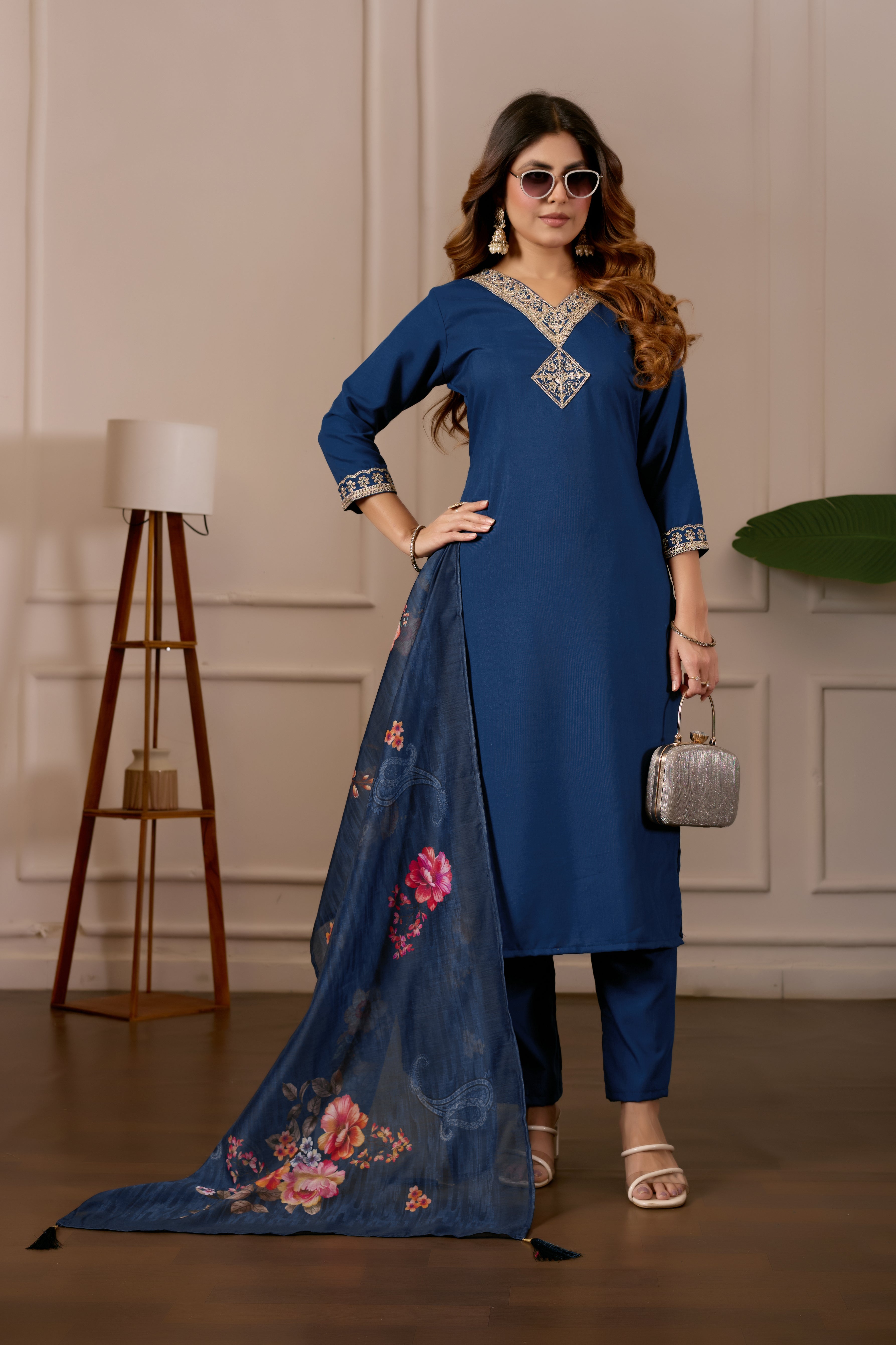 Women Embroidered Regular Pure Cotton Kurti with Pyjamas With Dupatta
