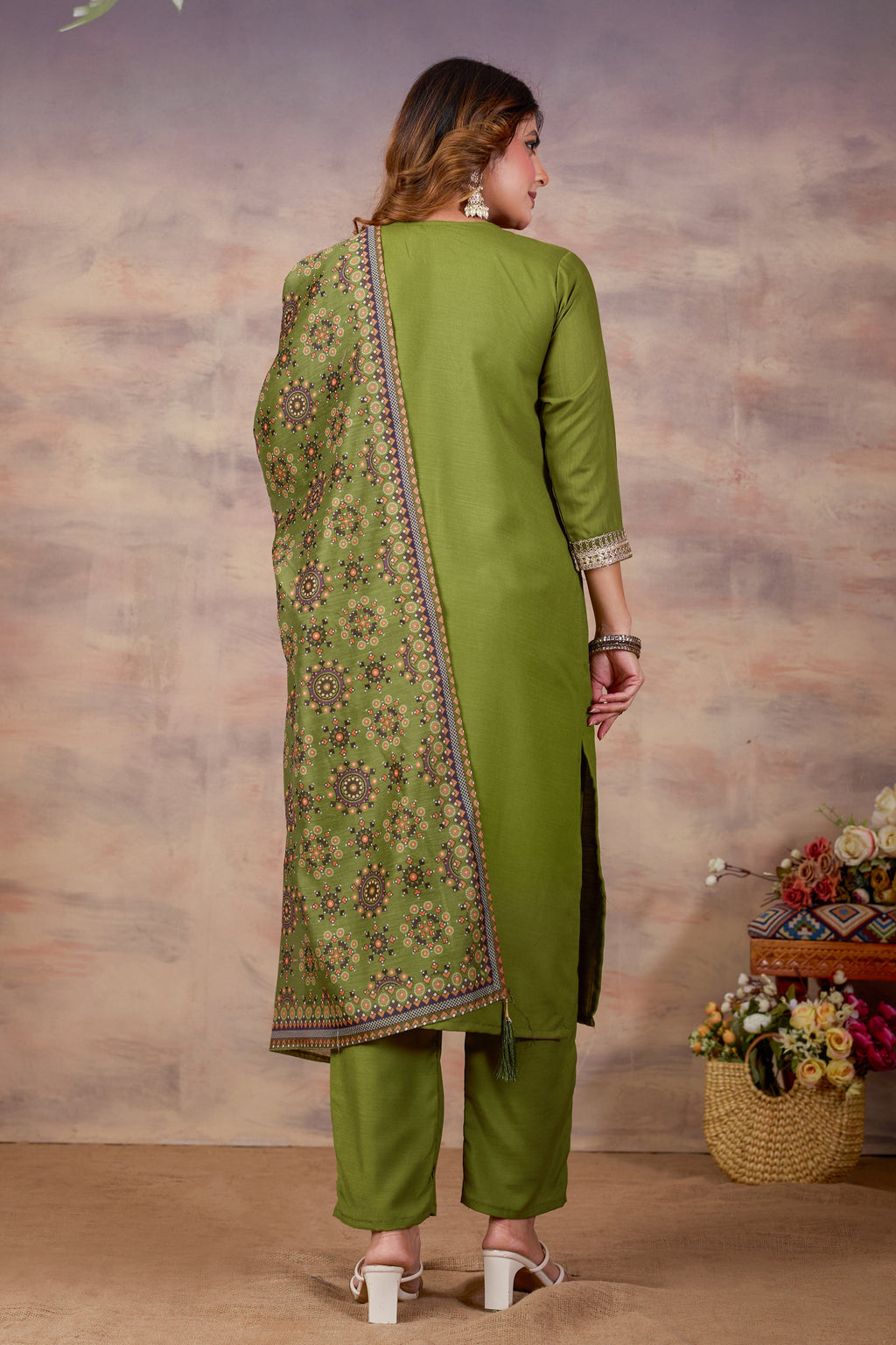 Women Ethnic Embroidered Thread Work Kurta with Trousers & Dupatta.