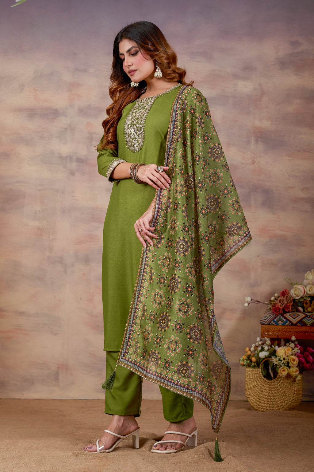 Women Ethnic Embroidered Thread Work Kurta with Trousers & Dupatta.