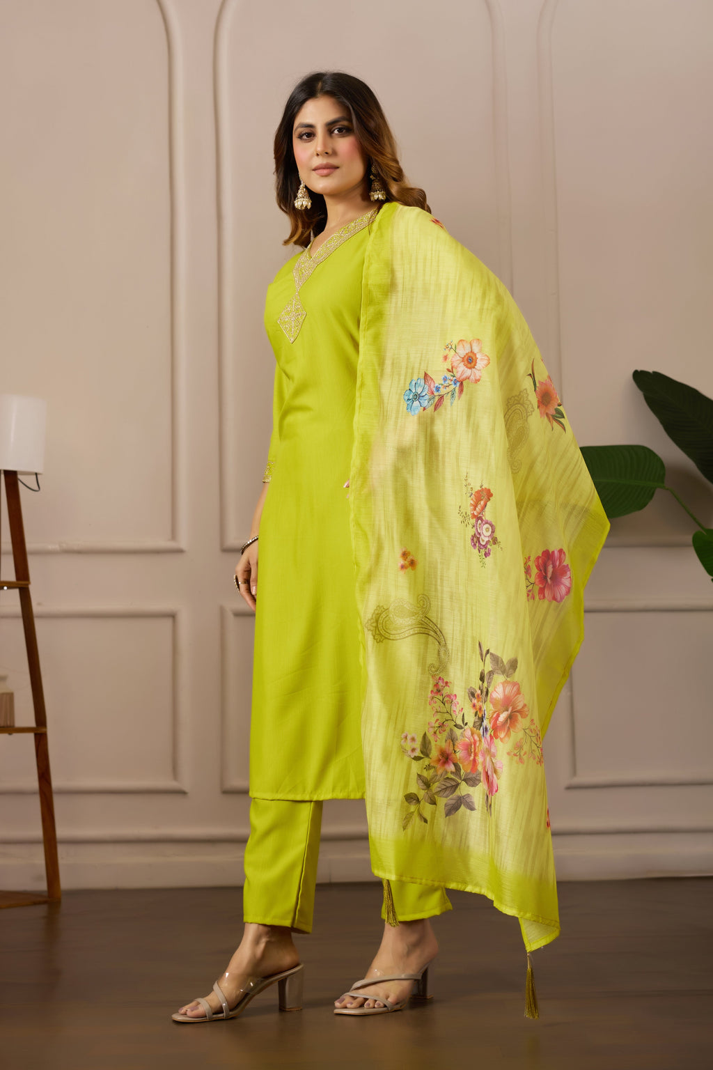 Women Embroidered Regular Pure Cotton Kurti with Pyjamas With Dupatta