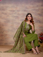 Women Ethnic Embroidered Thread Work Kurta with Trousers & Dupatta.