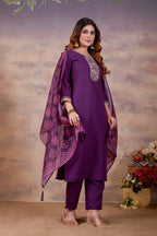 Women Ethnic Embroidered Thread Work Kurta with Trousers & Dupatta.